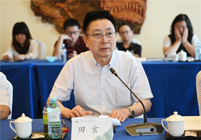 12北京師范大學(xué)歷史學(xué)院特聘教授、原中共中央黨史研究室研究員田玄作專(zhuān)題發(fā)言（李顯楊 攝）.jpg